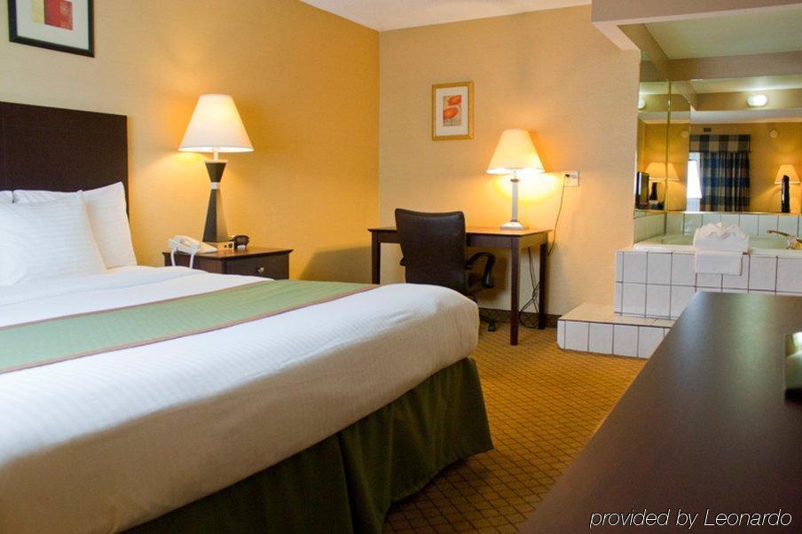 Plaza Hotel & Suites - О-Клер Екстер'єр фото
