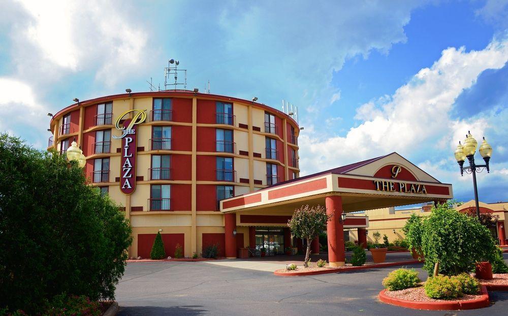 Plaza Hotel & Suites - О-Клер Екстер'єр фото